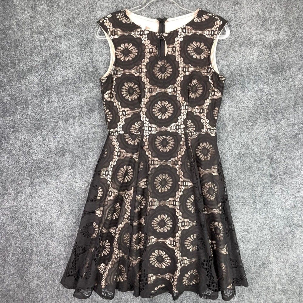 London Times Black Medallion Lace Sleeveless Fit & Flare Dress Size 8